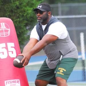 Meet your Posher, Thomas